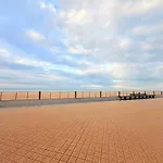 Bel Air - Beachside One-bedroom In T142 Apartament