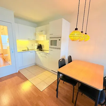 Bel Air - Beachside One-bedroom In T142 Appartement Oostende