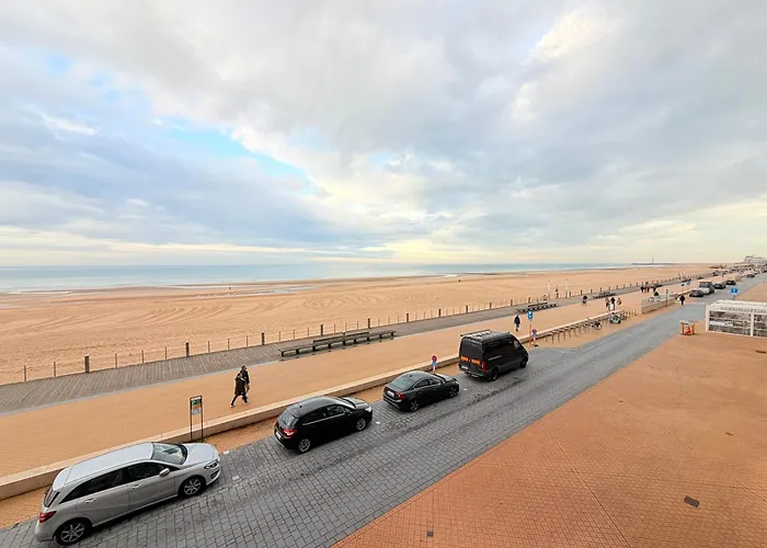 Bel Air - Beachside One-bedroom In T142 Appartement Oostende